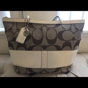 Coach Shoulder Bag